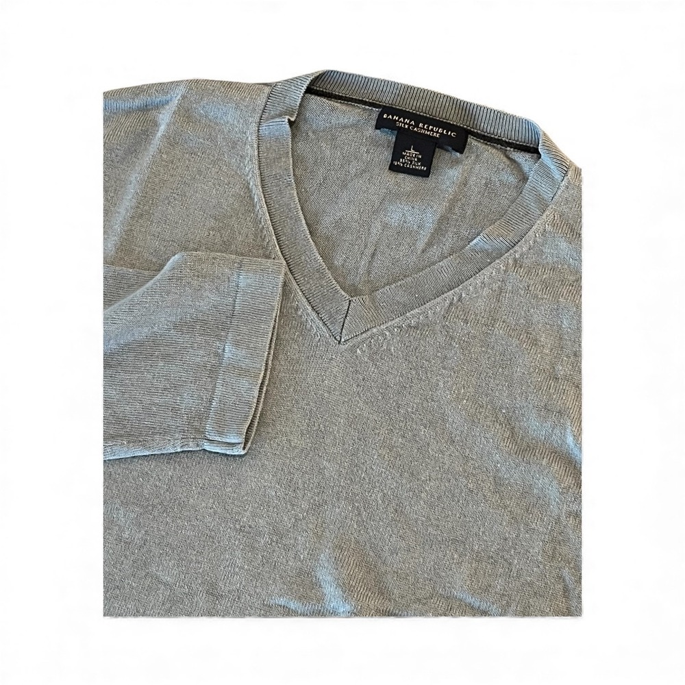 Banana Republic Silk Cashmere Long Sleeve V-Neck Sweater Mens Large Bluish Gray‎
